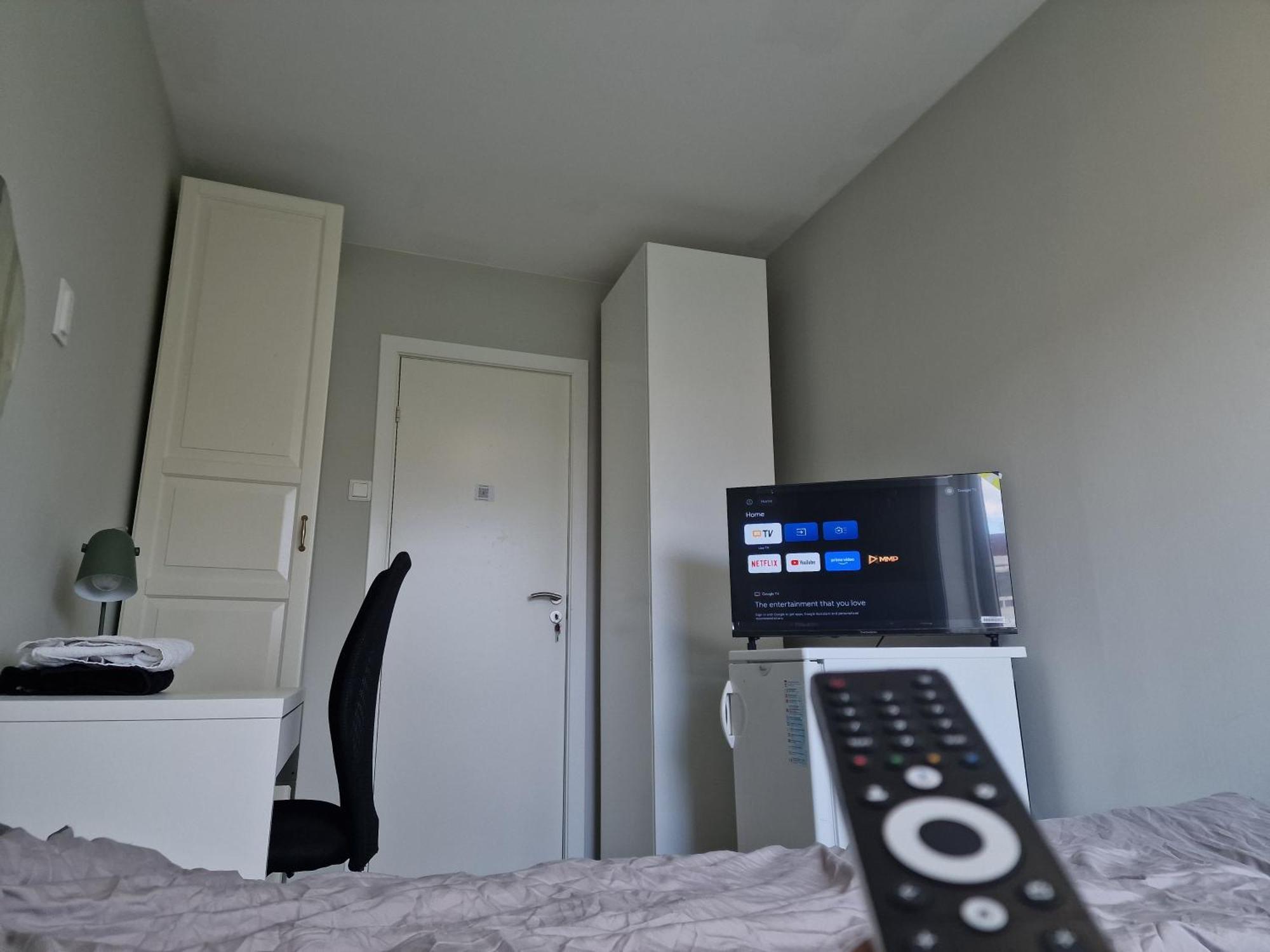 Privat Room In Shared 3 Rooms Apartment Manglerud オスロ エクステリア 写真